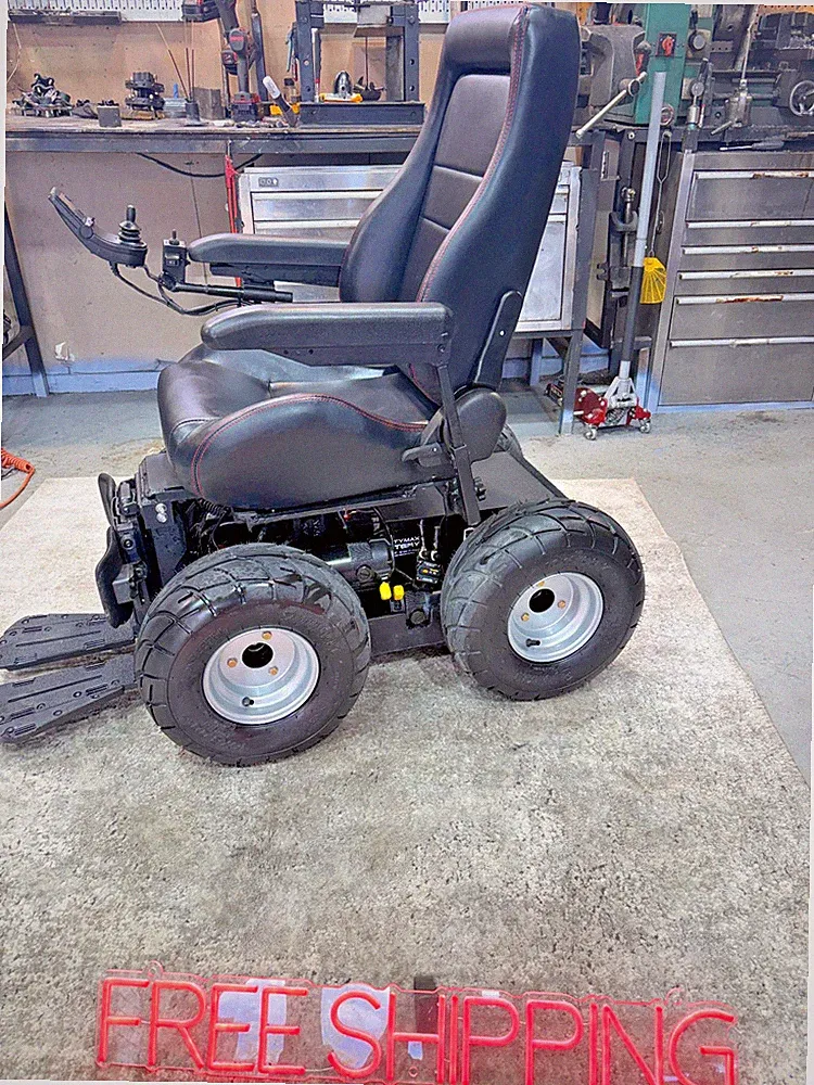 ROAD WARRIOR 4 WHL DRIVE ALL TERRAIN POWER CHAIR ...WORKS ON SAND/WATCH VIDEO!
